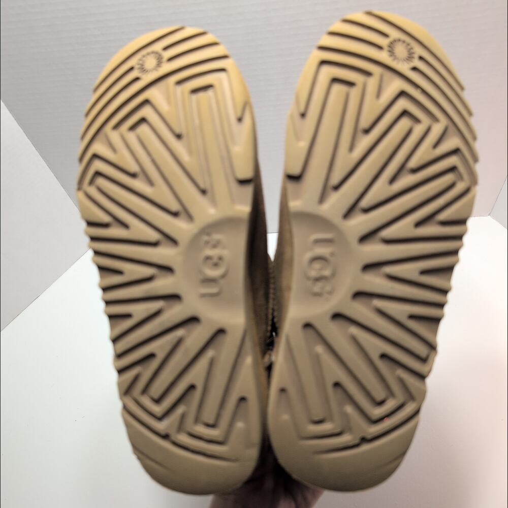 Ugg Pala Sheepskin Suede Ribbon Tie Cozy Boots Girl's Size 5 - Picture 7 of 8